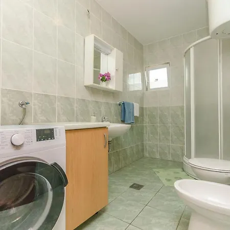 Amarilis Apartment