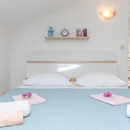 Amarilis Apartment