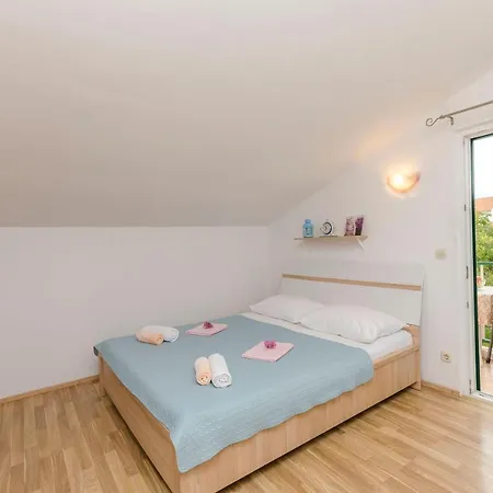 Amarilis Apartment